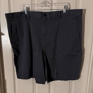 Banana Republic Men's Charcoal Flat Front Aiden Shorts